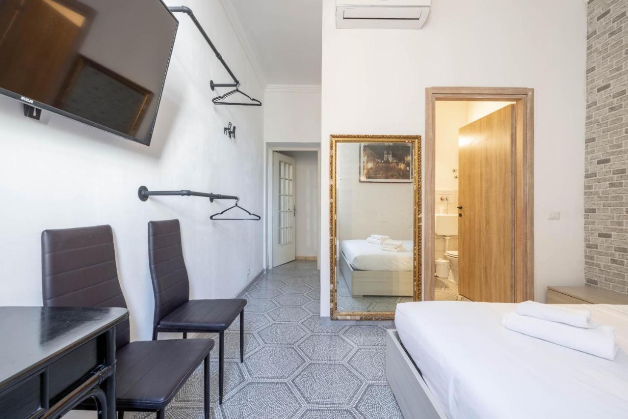 Vg Piazza Navona 5 Stelle Montecitorio Room Řím Exteriér fotografie