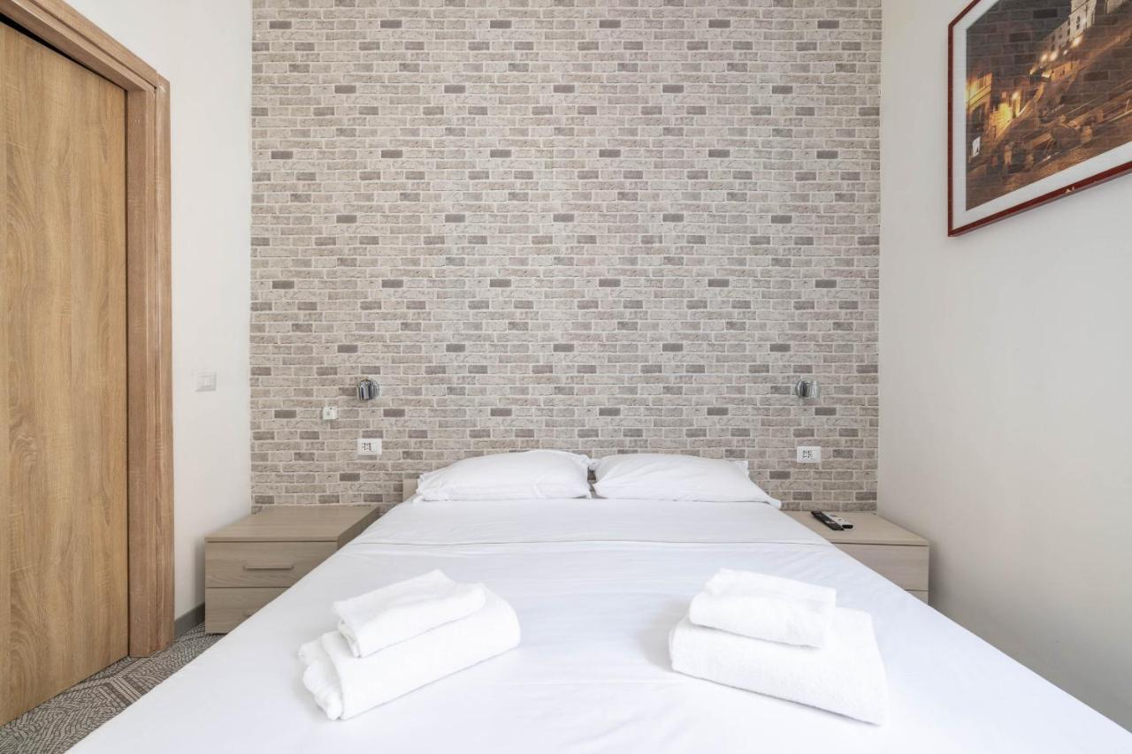 Vg Piazza Navona 5 Stelle Montecitorio Room Řím Exteriér fotografie